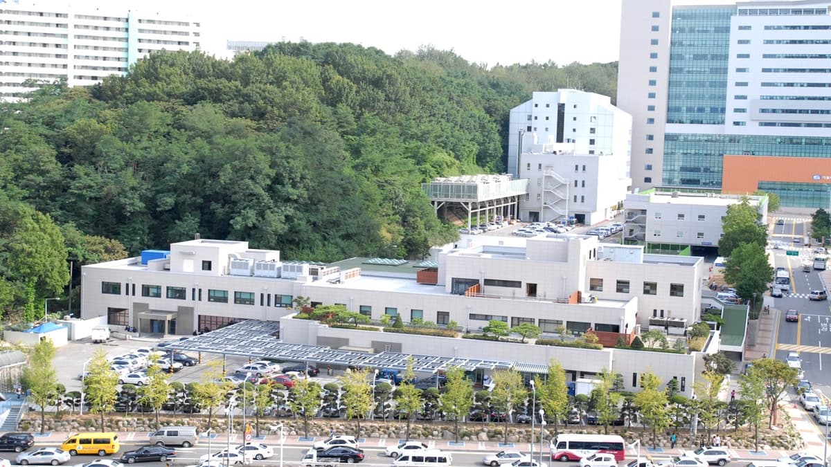 서울성모장례식장 건물 전경 사진 서울성모병원 장례식장 외부 전경
