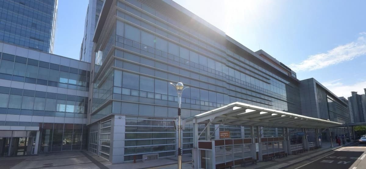 칠곡경북대학교병원장례식장 외관 칠곡경북대학교병원장례식장 전경 사진.