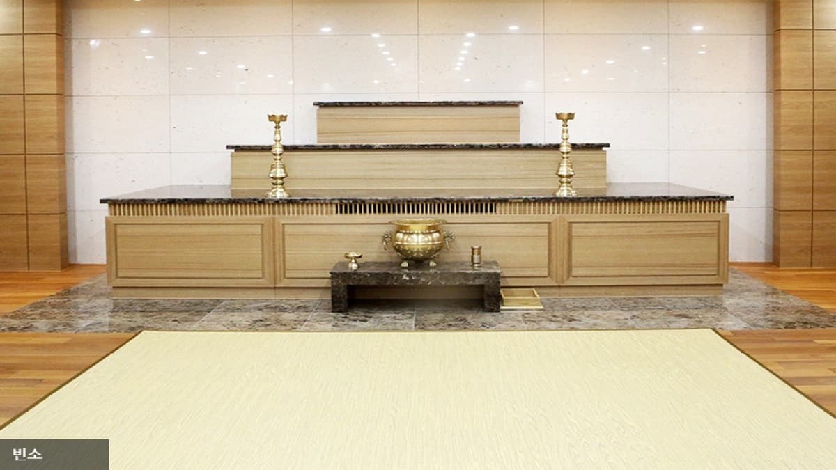 서울아산병원 장례식장 내부 제단 서울아산병원 장례식장 빈소 제단 전경