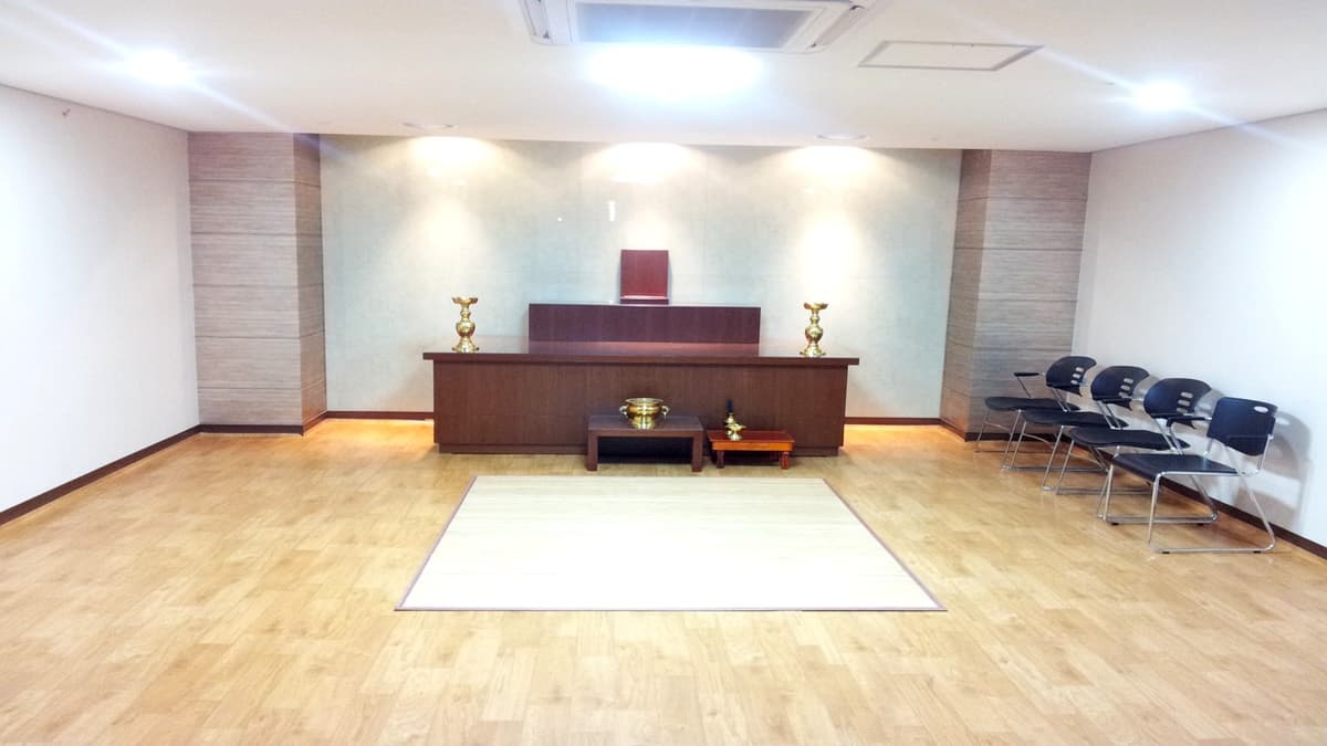 삼육병원 장례 예식실 내부 삼육병원 장례식장 제단 공간