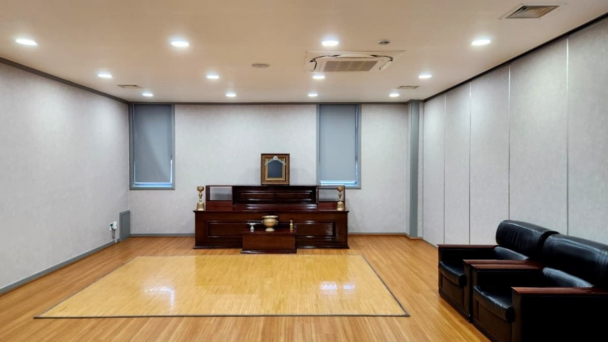 보정장례식장 제단 공간 보정장례식장 빈소 내부
