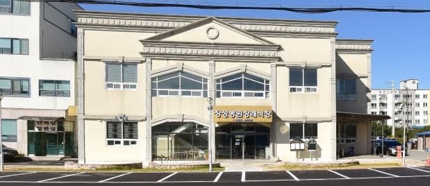 장성병원장례식장 현대적 외관 장성병원장례식장 정면 모습