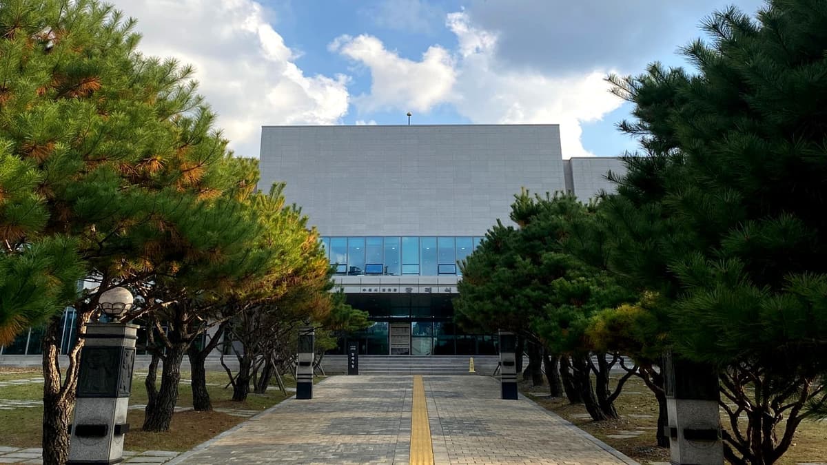수원시연화장 외부 전경 수원시연화장장례식장 외관