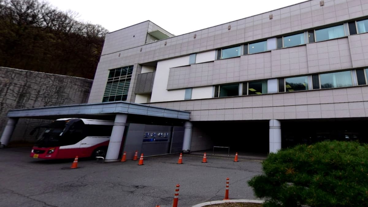 분당서울대병원 장례식장 입구 분당서울대병원 장례식장 건물 외관
