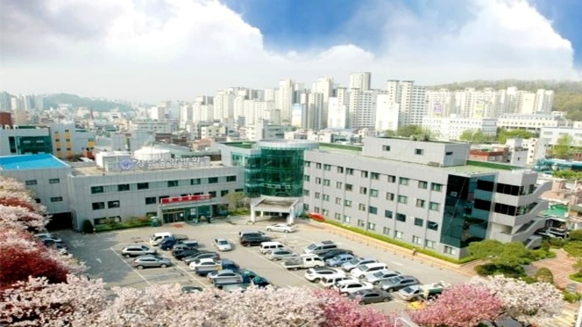 성남중앙병원 장례식장 전경 성남중앙병원 장례식장 외관