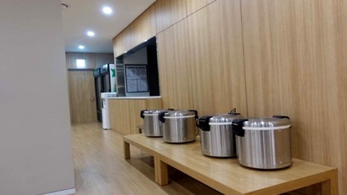 이대서울병원 장례식장 식사 준비 공간 사진 이대서울병원 장례식장 조리 공간 및 주방 시설