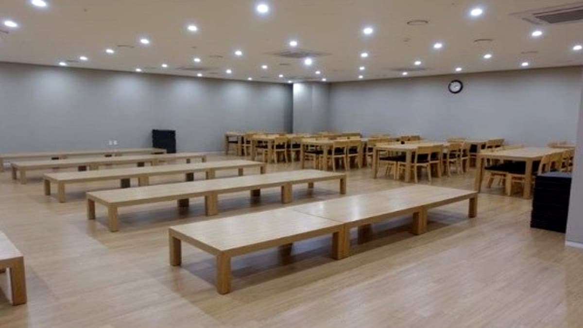 이대서울병원 장례식장 유가족 식사 공간 이대서울병원 장례식장 식당 내부 전경