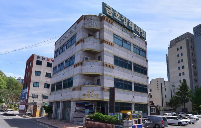 금호장례식장 외관 사진입니다.