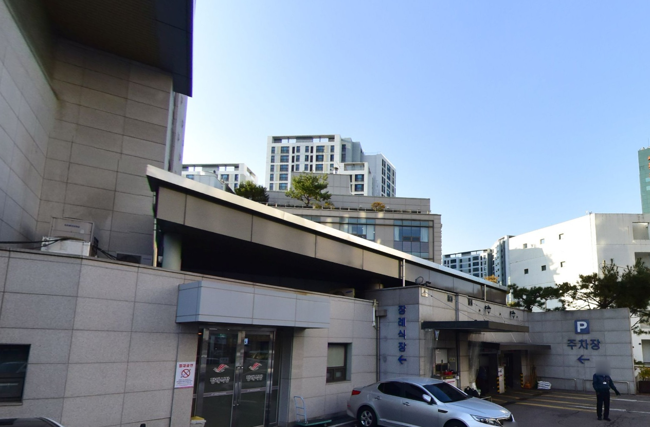한림대강남성심병원장례식장 출입구 모습